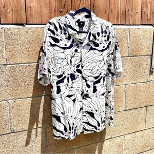 Black & White resort Hawaiian shirt